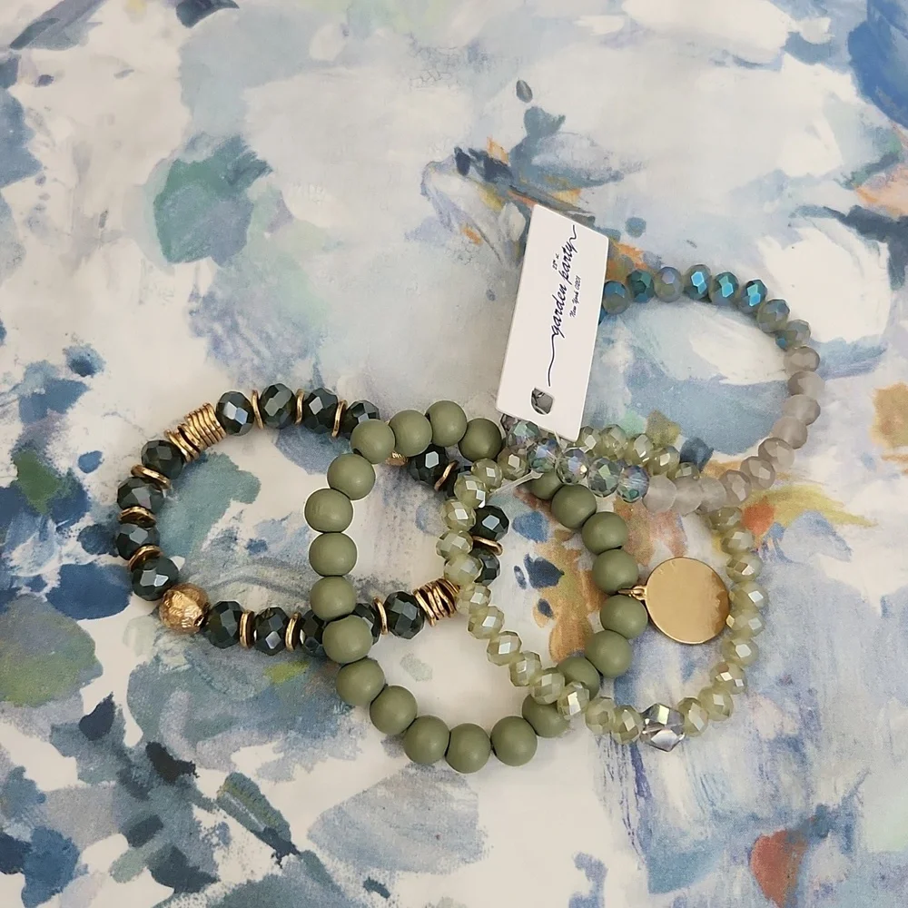 NWT bracelet set. Great fall green colors. - Picture 2 of 2